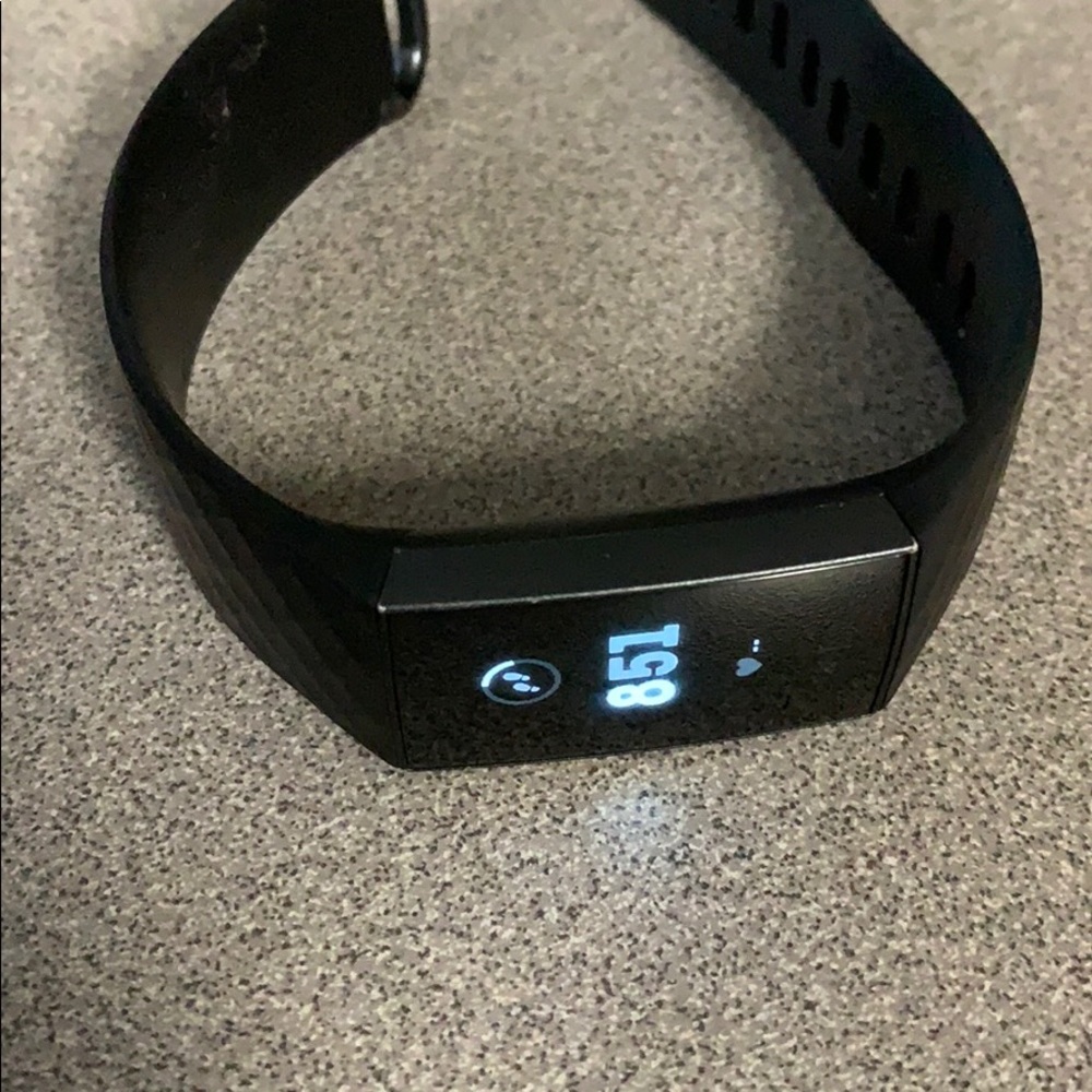 Fitbit charge 3.     Used it 5 times,
